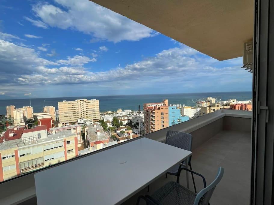 Glamour Suite Con Vistas Panoramicas Mar Y Montana Torremolinos Dış mekan fotoğraf