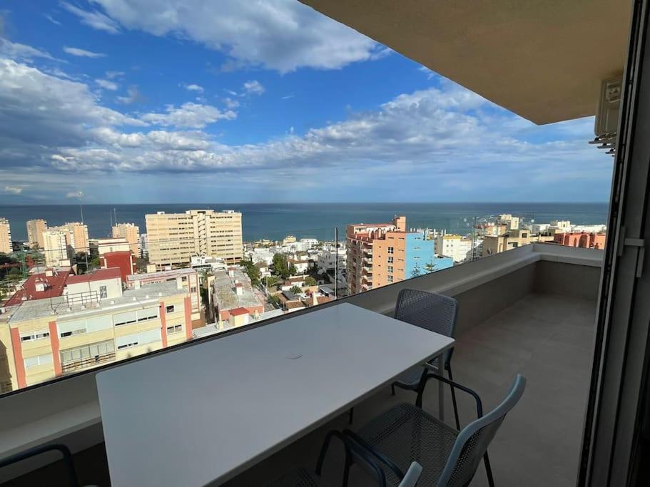 Glamour Suite Con Vistas Panoramicas Mar Y Montana Torremolinos Dış mekan fotoğraf